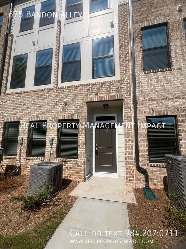 675 Bandon Aly in Cary, NC - Building Photo - Building Photo