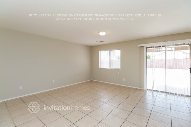 3417 W Wayland Dr in Phoenix, AZ - Foto de edificio - Building Photo