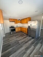 58 Victory Dr in New Haven, CT - Building Photo - Building Photo