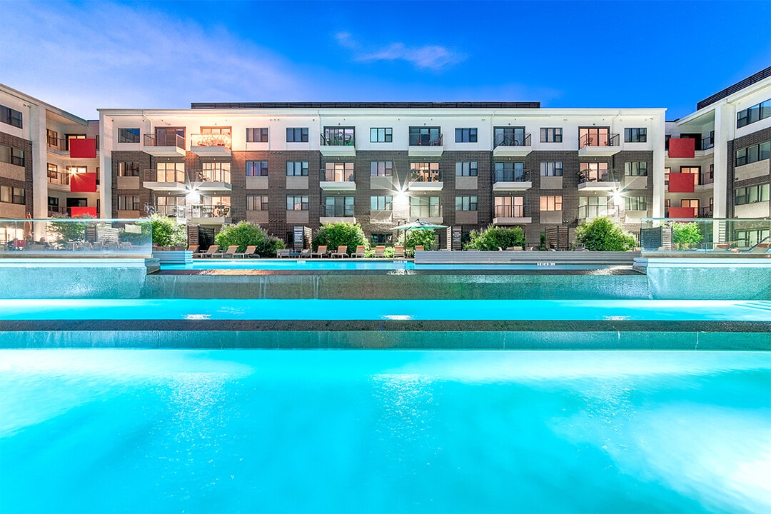 Axis 3700 Apartments in Plano, TX - Building Photo