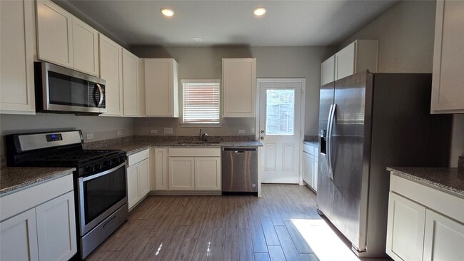 914 Redinger Ridge Dr in Huffman, TX - Foto de edificio - Building Photo