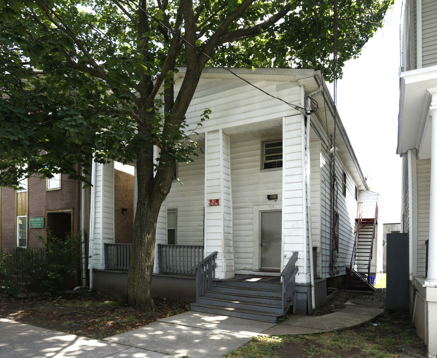 112 Bayard St in New Brunswick, NJ - Building Photo