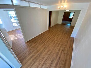 1836 Rivercrest St in Beaumont, TX - Building Photo - Building Photo