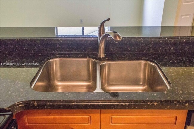 1155 Coral Club Dr in Coral Springs, FL - Building Photo - Building Photo