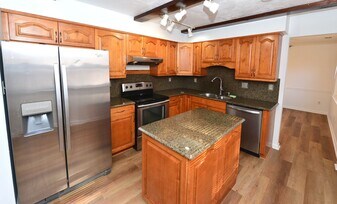 3784 Strathmoor Cir in Virginia Beach, VA - Building Photo