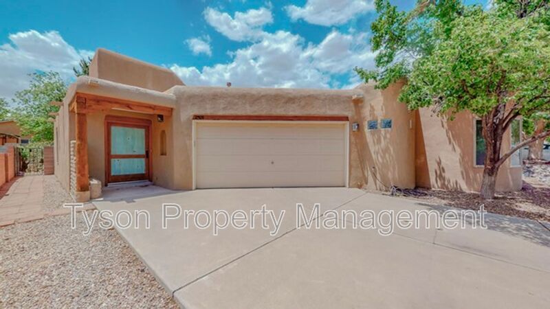 10509 Tuscany Dr NW in Albuquerque, NM - Building Photo
