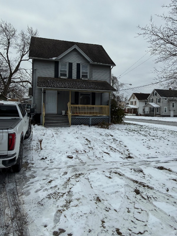 property at 1206 Hollywood St NE