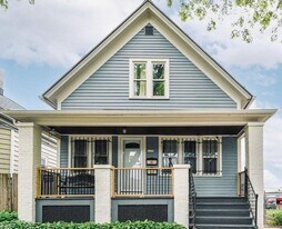 1230 S 17th St in Milwaukee, WI - Building Photo