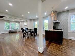 5003 Seminole St in Detroit, MI - Building Photo - Building Photo