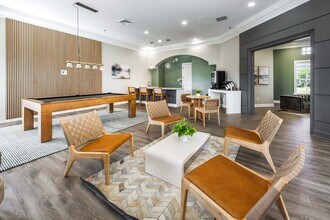 Arbors at Maitland Summit in Orlando, FL - Foto de edificio - Building Photo