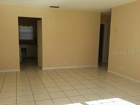 2009 N Kelley Ave in Kissimmee, FL - Building Photo - Building Photo