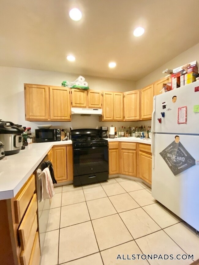 35 Adamson St in Boston, MA - Building Photo - Building Photo