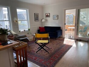 21 Bradford Rd in Watertown, MA - Building Photo - Building Photo