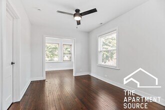 4313 W Parker Ave, Unit 2 in Chicago, IL - Building Photo - Building Photo