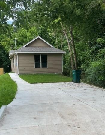 8700 Sassafras in Willis, TX - Building Photo - Building Photo