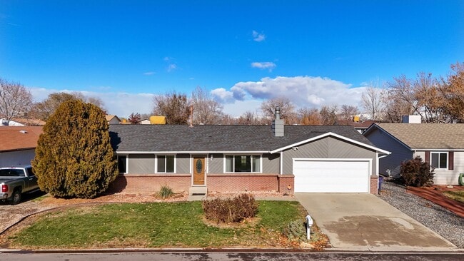 2844 Newport Cir in Grand Junction, CO - Building Photo - Building Photo