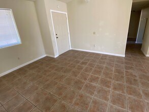 5785 Hall Ln in Twentynine Palms, CA - Building Photo - Building Photo
