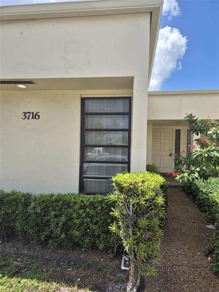 3716 Polk St in Hollywood, FL - Building Photo - Building Photo