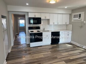 719-721 N 2nd St in Millville, NJ - Building Photo