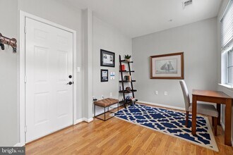 21796 Kelsey Square in Ashburn, VA - Building Photo - Building Photo