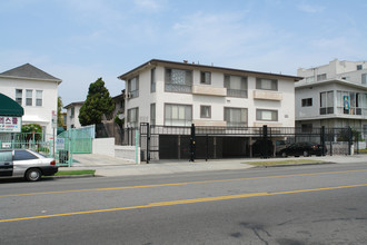 419 S Commonwealth Ave in Los Angeles, CA - Building Photo - Building Photo