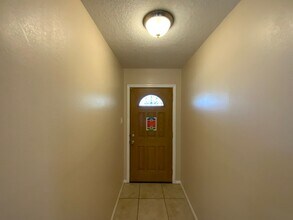 2440 Algodones St NE in Albuquerque, NM - Building Photo - Building Photo