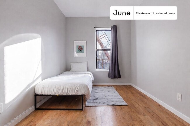Room in Shared 4 bed/2 bath home in New York, NY - Foto de edificio - Building Photo