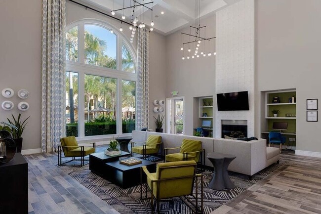 Missions at Sunbow Apartments in Chula Vista, CA - Building Photo - Building Photo