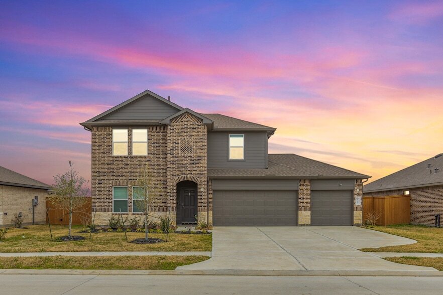 519 San Marcos Trl, Unit 125104 in Dayton, TX - Building Photo