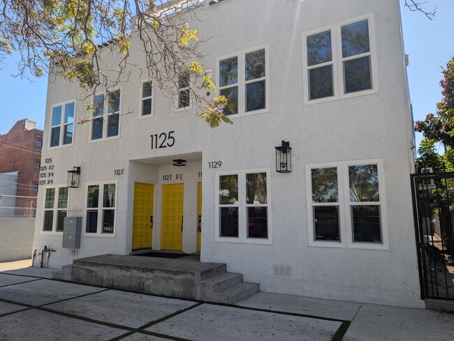 1125 Lodi in Los Angeles, CA - Foto de edificio - Building Photo