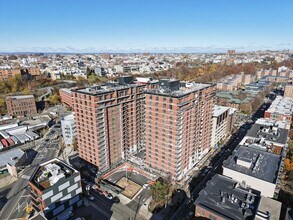 700 1st St in Hoboken, NJ - Building Photo - Building Photo