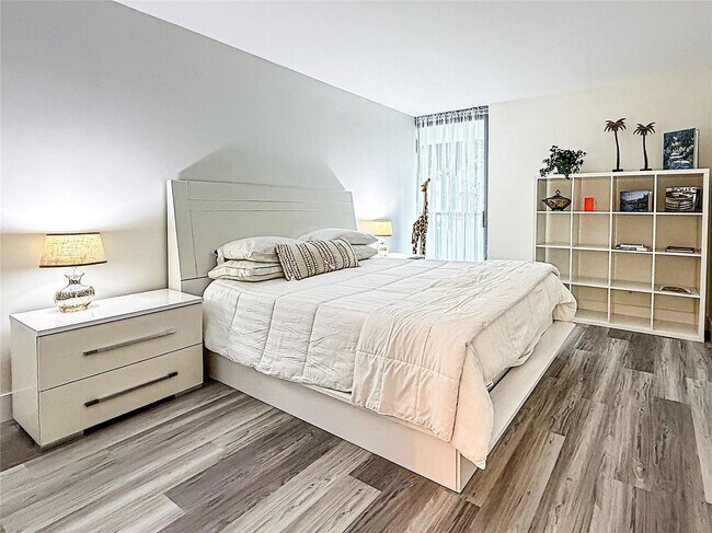 1301 River Reach Dr in Fort Lauderdale, FL - Building Photo - Building Photo