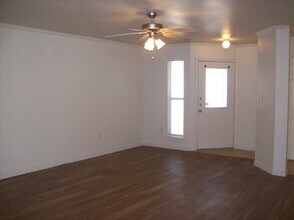 803 N Bangor Ave in Lubbock, TX - Building Photo - Building Photo
