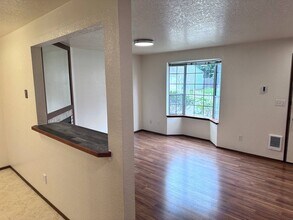 821 Kaiser Rd NW, Unit 4A in Olympia, WA - Building Photo - Building Photo