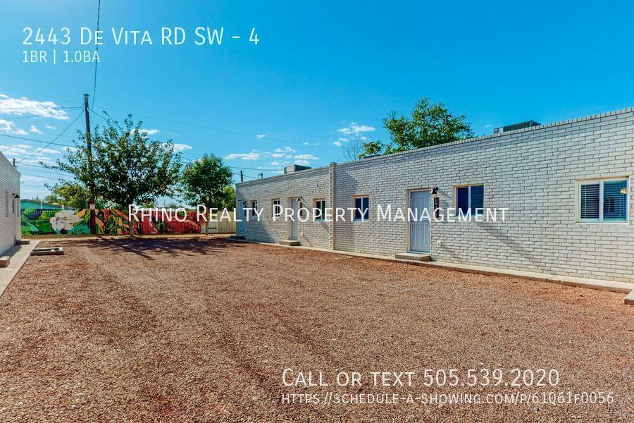 2443 De Vita Rd SW in Albuquerque, NM - Building Photo