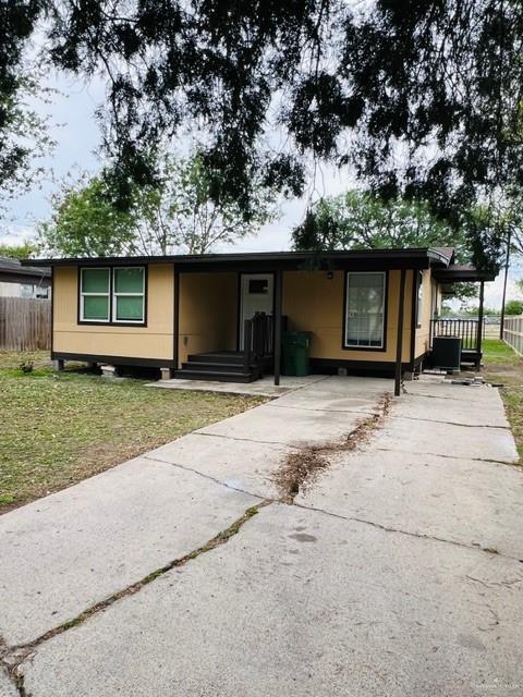 28 S 13th St in Alamo, TX - Building Photo