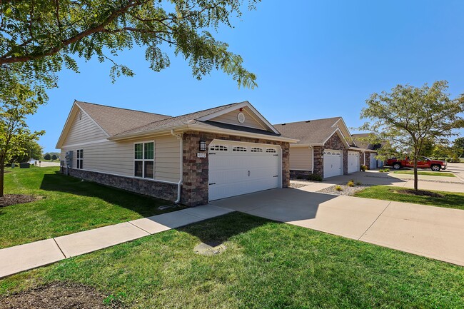 Redwood Westfield Myra Way