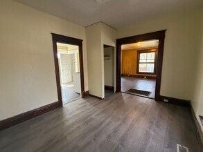 97 Glenview Ave, Unit 97A Glenview Avenue in Oil City, PA - Building Photo - Building Photo