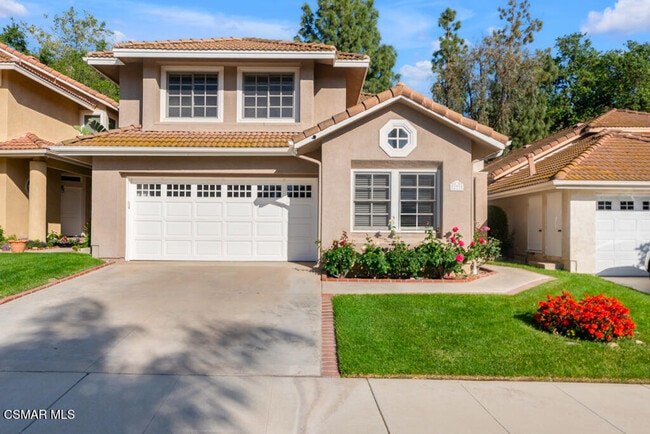 233 Valero Cir in Oak Park, CA - Building Photo - Building Photo