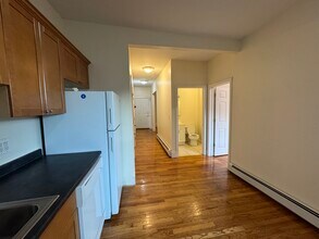 43 Florence St, Unit #3 in Somerville, MA - Building Photo - Building Photo