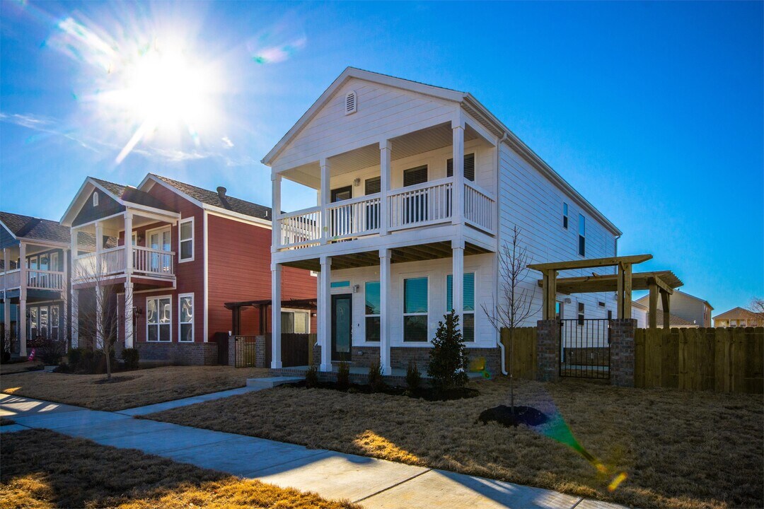 635 N Keats Dr in Fayetteville, AR - Building Photo