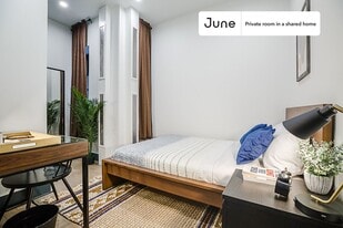 Room in Shared 3 bed/2 bath home in New York, NY - Building Photo