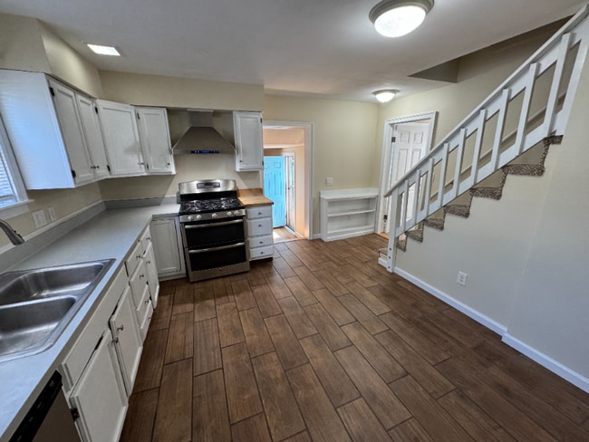 60 Park St in Exeter, NH - Building Photo - Building Photo