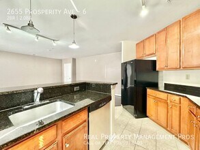 2655 Prosperity Ave in Fairfax, VA - Building Photo - Building Photo