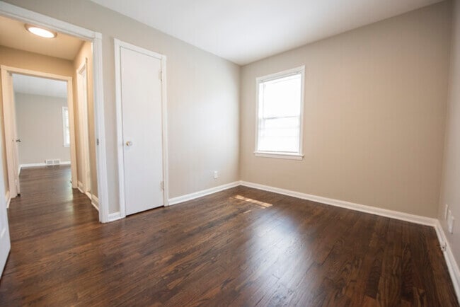 property at 5976 Hodgman Dr