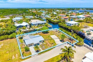 30361 Hardin Rd in Big Pine Key, FL - Building Photo