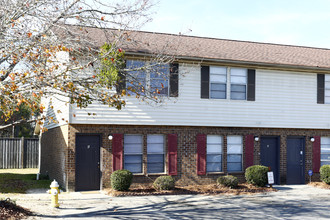 Harbour Lake Apartments in Goose Creek, SC - Building Photo - Building Photo