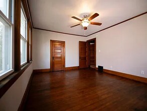 910 S 25th St in Omaha, NE - Building Photo - Building Photo