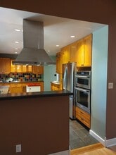 9645 Carleton St in Chilliwack, BC - Building Photo - Building Photo