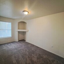 2028 Venus Ave in North Las Vegas, NV - Building Photo - Building Photo